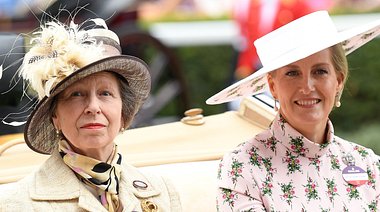 Prinzessin Anne und ihre Schwägerin Sophie, Herzogin von Wessex. - Foto: Karwai Tang/Getty Images