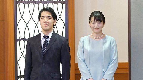 Mako, ehemalige Prinzessin von Japan, und ihr frisch angetrauter Ehemann Kei Komuro. - Foto: IMAGO / Kyodo News