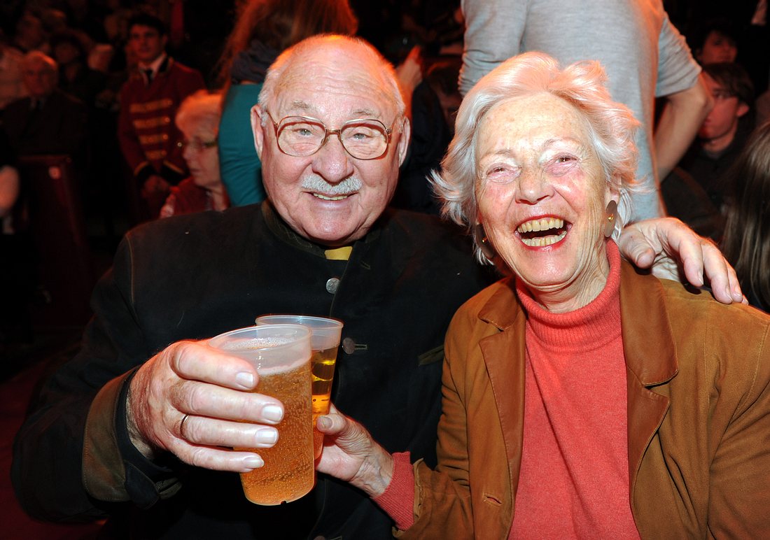 Rolf Schimpf mit seiner Frau Ilse Zielstorff im Jahr 2011. Rolf Schimpf mit seiner Frau Ilse Zielstorff im Jahr 2011.