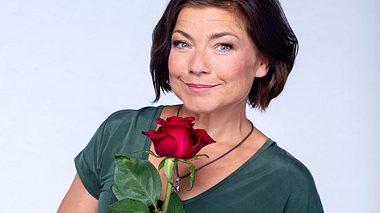 Claudia Schmutzler übernimmt die Hauptrolle in der Telenovela Rote Rosen. - Foto: ARD / Thorsten Jander