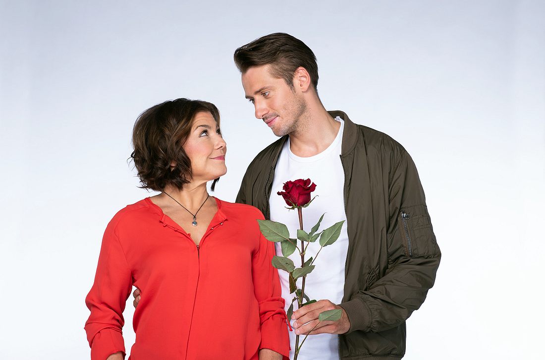 Das Paar aus Rote-Rosen-Staffel 17: Astrid Richter und Alex Maiwald.
