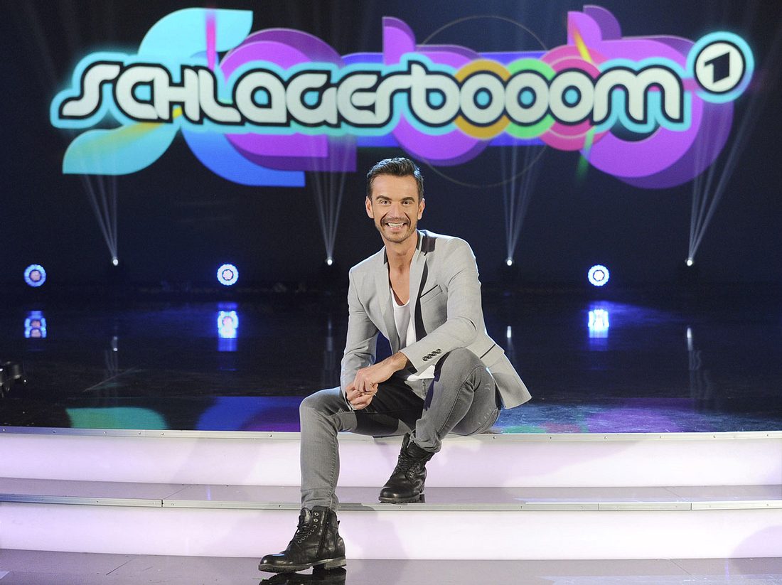Beim Schlagerbooom 2017 begrüßt Florian Silbereisen Stars wie Andreas Gabalier. Beim Schlagerbooom 2017 begrüßt Florian Silbereisen Stars wie Andreas Gabalier.
