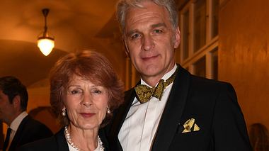 Walter Sittler mit Ehefrau Sigrid bei der Verleihung des Bayerischen Fernsehpreises im Jahre 2018. - Foto: IMAGO / Spöttel Picture