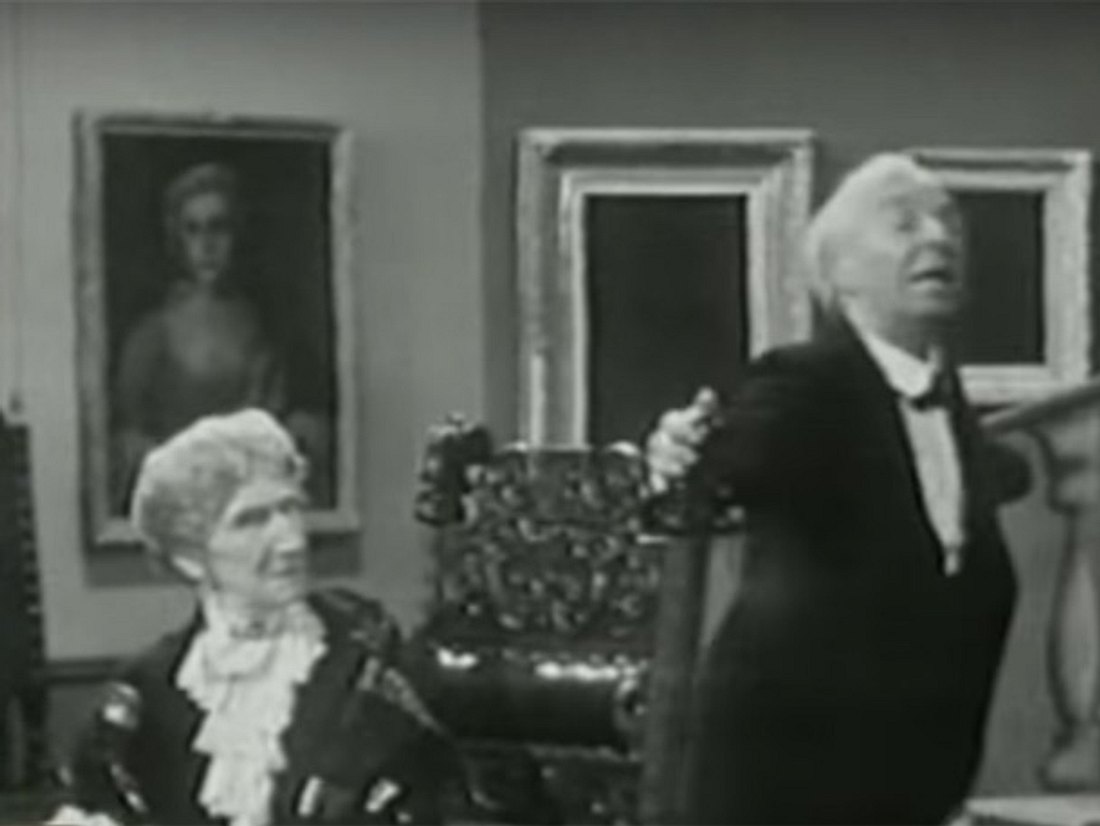 Je weiter das Menü fortschreitet, desto problematischer wird die Situation für
den Butler James. Silvesterklassiker - Dinner For One