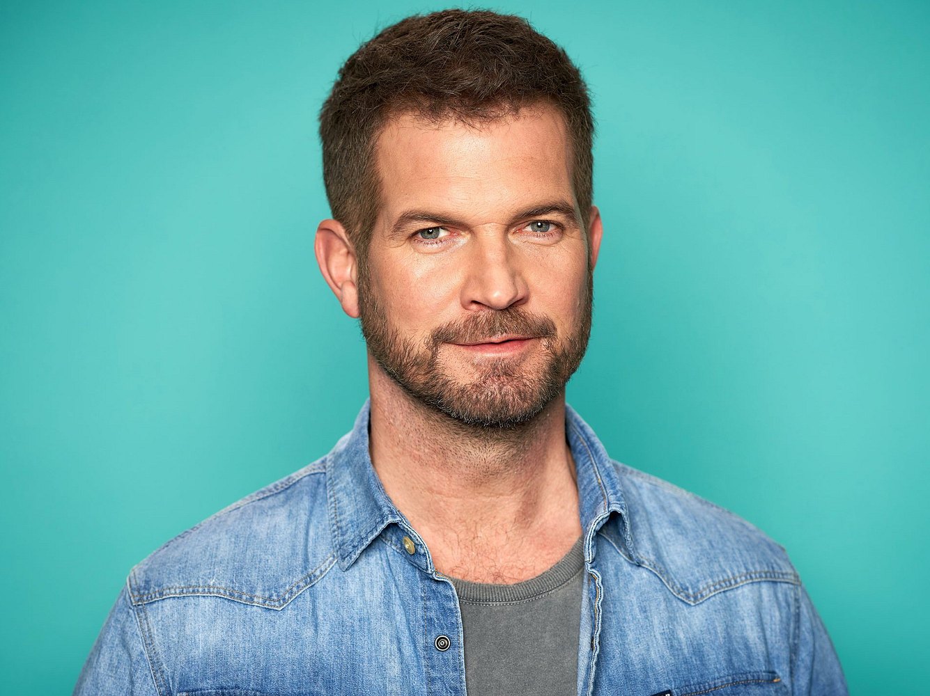 Simon Böer spielt den neuen Lehrer David Ritter. Simon Böer neu bei 'Der Lehrer'.