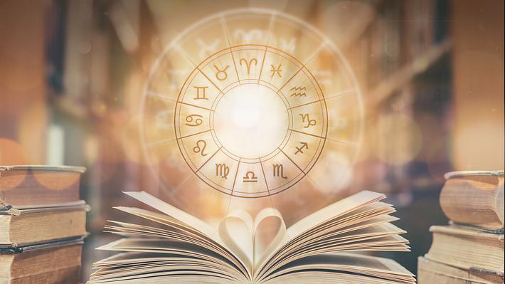 aszendent bestimmen astrologie - Foto: iStock/Chinnapong