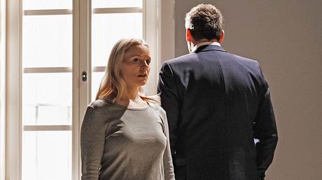 Annabelle mit ihrem Ziehvater Christoph bei Sturm der Liebe. - Foto: ARD/Christof Arnold