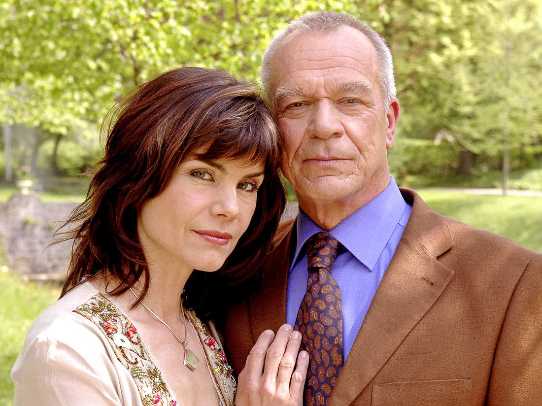 Sie liebten und sie hassten sich: Barbara (Nicola Tiggeler) und Werner (Dirk Galuba) bei 'Sturm der Liebe'. Sie liebten und sie hassten sich: Barbara (Nicola Tiggeler) und Werner (Dirk Galuba) bei 'Sturm der Liebe'.