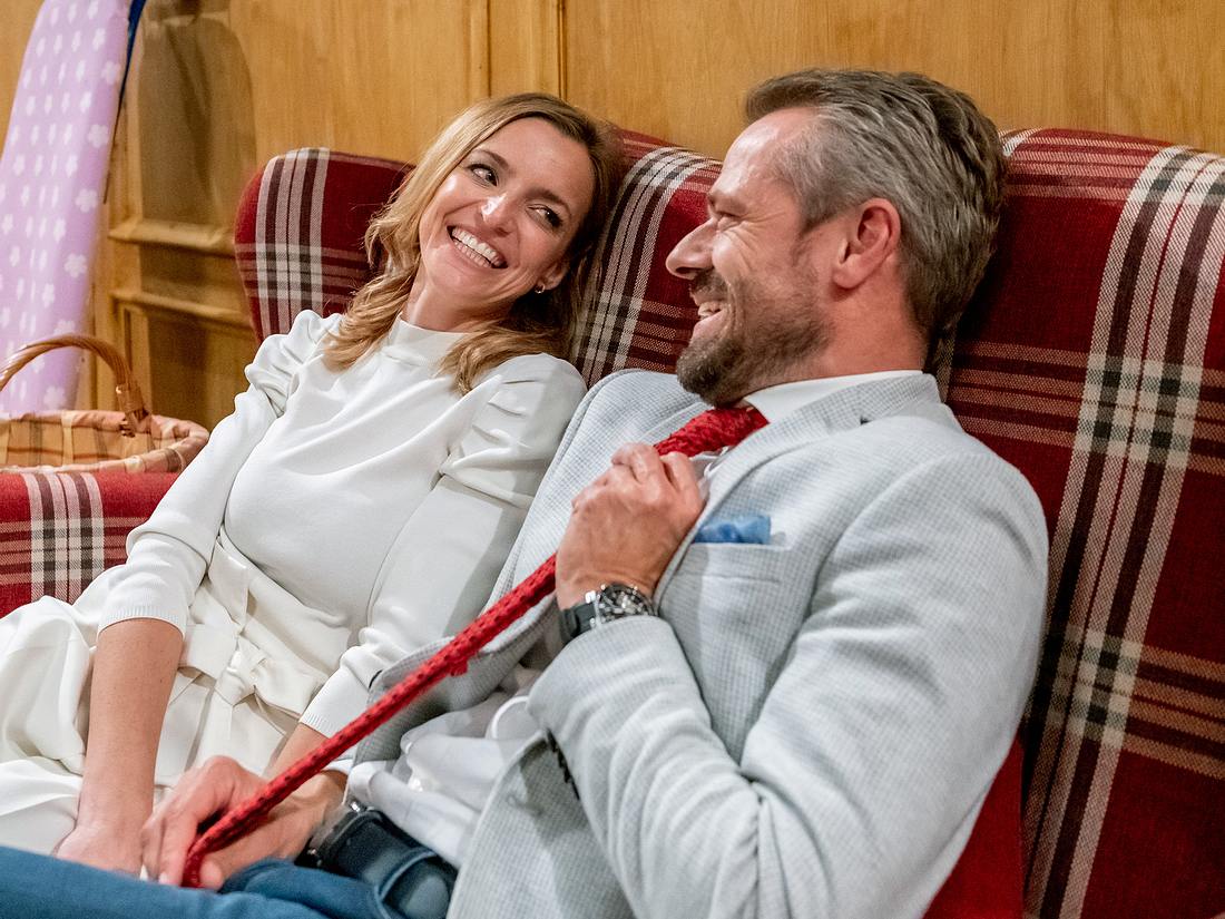 Lia (Deborah Müller) und Erik (Sven Waasner) verstanden sich bei 'Sturm der Liebe' sehr gut. Lia (Deborah Müller) und Erik (Sven Waasner) verstanden sich bei 'Sturm der Liebe' sehr gut.
