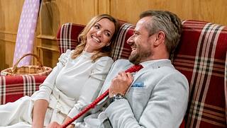 Lia (Deborah Müller) und Erik (Sven Waasner) verstanden sich bei Sturm der Liebe sehr gut. - Foto: ARD/Christof Arnold