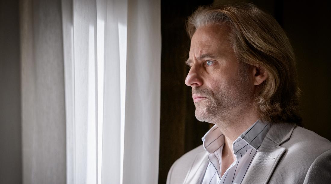 Dr. Michael Niederbühl (Erich Altenkopf) in 'Sturm der Liebe'. Dr. Michael Niederbühl (Erich Altenkopf) in 'Sturm der Liebe'.