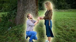 Bei Sturm der Liebe macht Florian Maja einen Heiratsantrag. - Foto: ARD/Christof Arnold