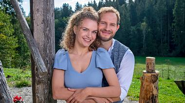 Maja von Thalheim (Christina Arends) und Florian Vogt (Arne Löber) sind das Traumpaar der 17. Staffel Sturm der Liebe. - Foto: ARD/Christof Arnold