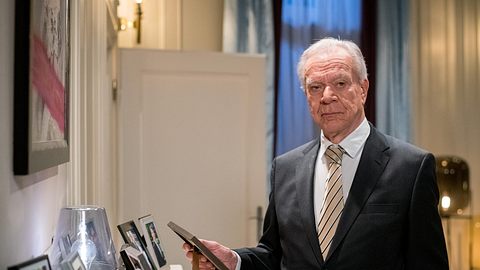 Dirk Galuba als Werner Saalfeld in Sturm der Liebe.  - Foto:  ARD/WDR/Christof Arnold