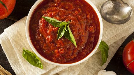 Tomatensauce selber machen - So gehts  - Foto: bhofack2 / iStock
