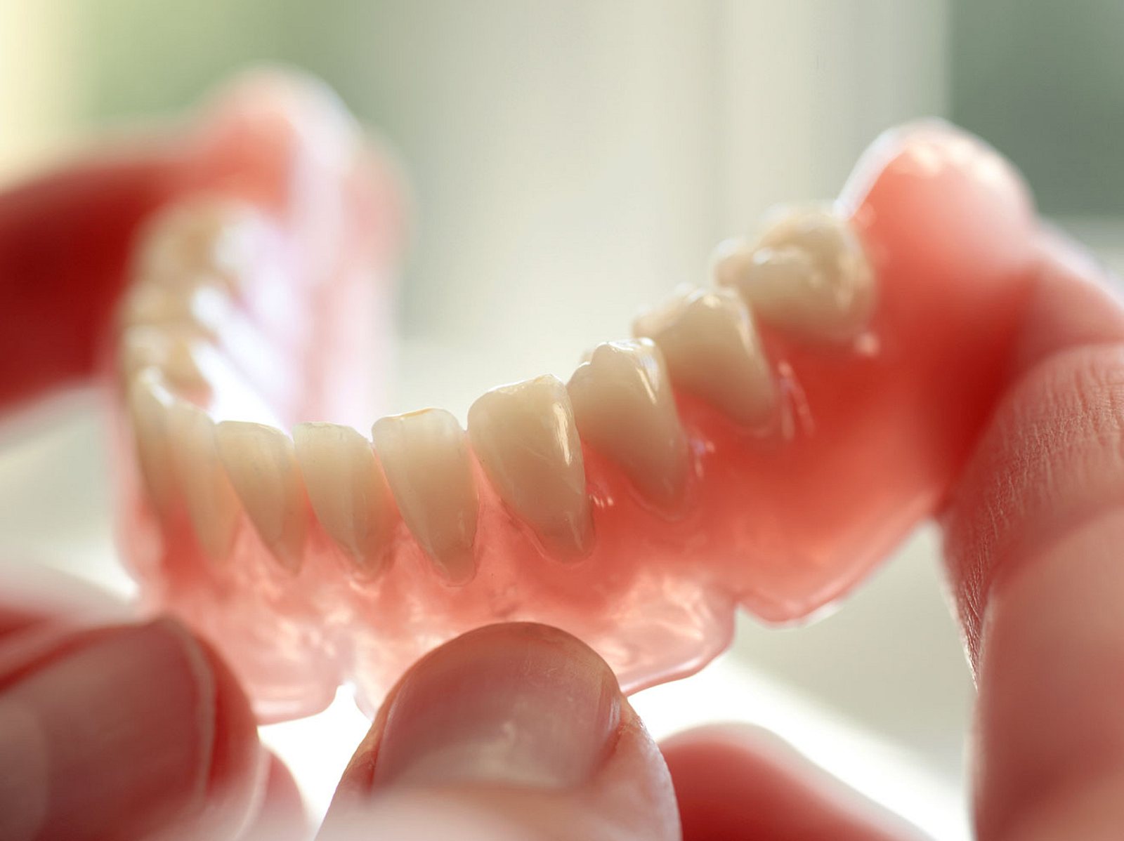 Gaumenplatte zahnersatz Zahnprothese Oberkiefer