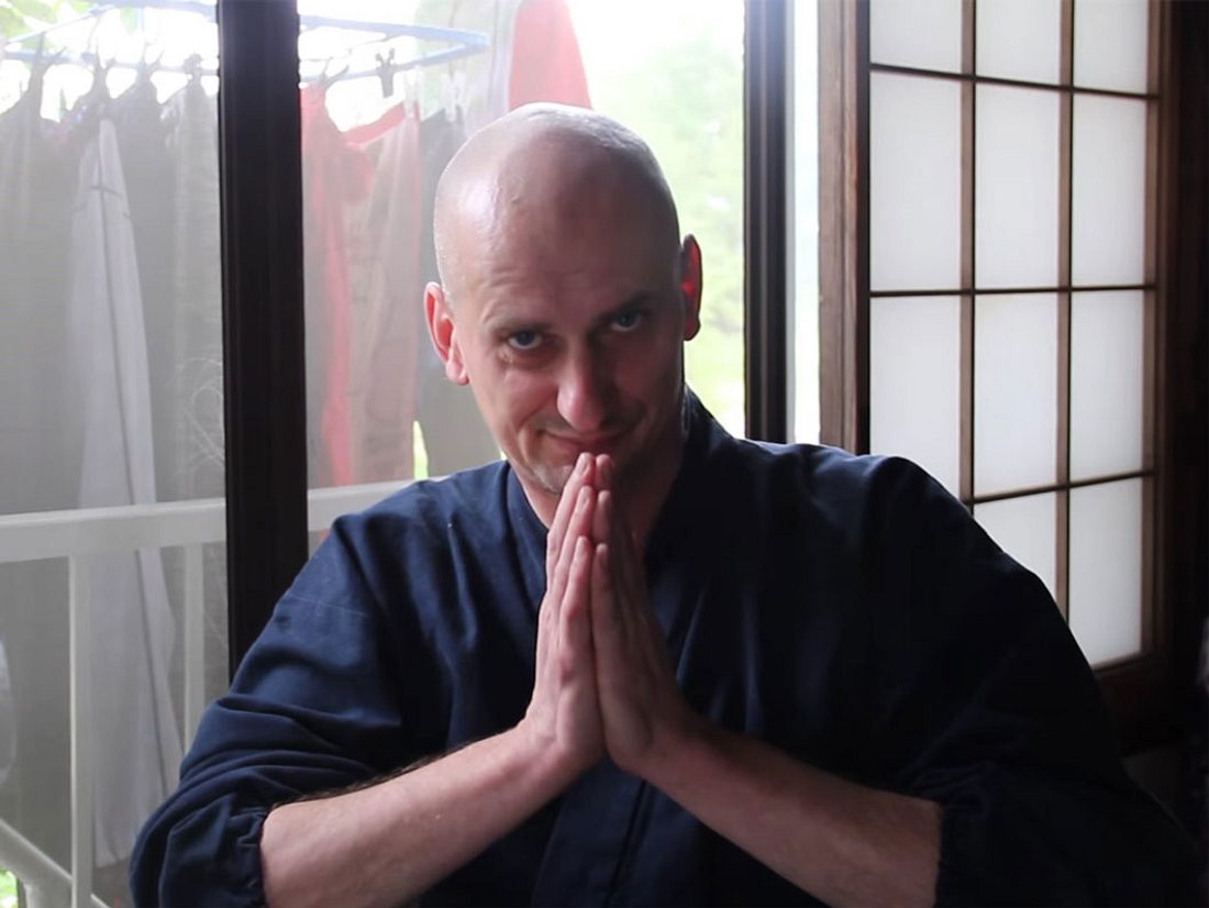 Zenmeister Olaf Nölke ist Abt des japanischen Klosters Antai-ji. Zenmeister Olaf Nölke ist Abt des japanischen Klosters Antai-ji.