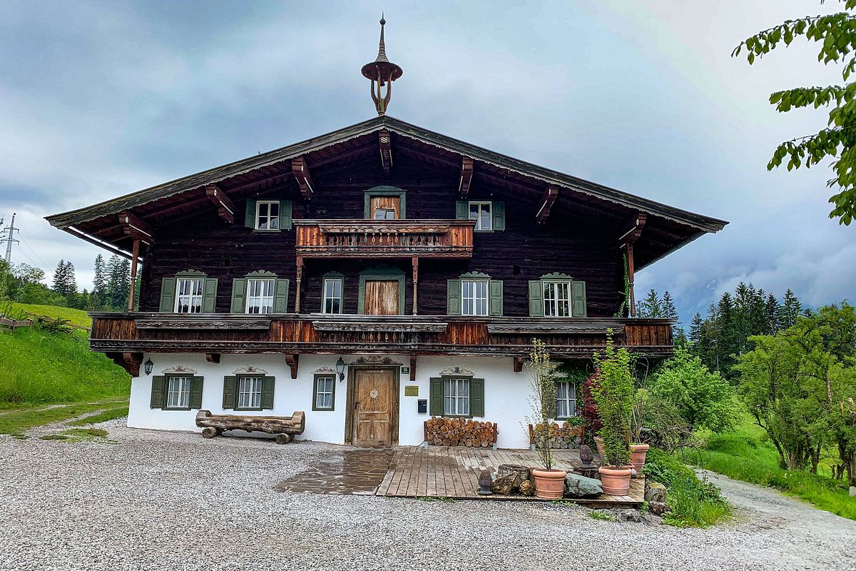 Zu Besuch beim Bergdoktor: Einblicke in die Praxis von Dr. Martin Gruber